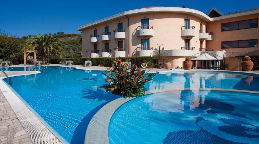 Albergo Ristorante Uliveto Veroli Exterior foto
