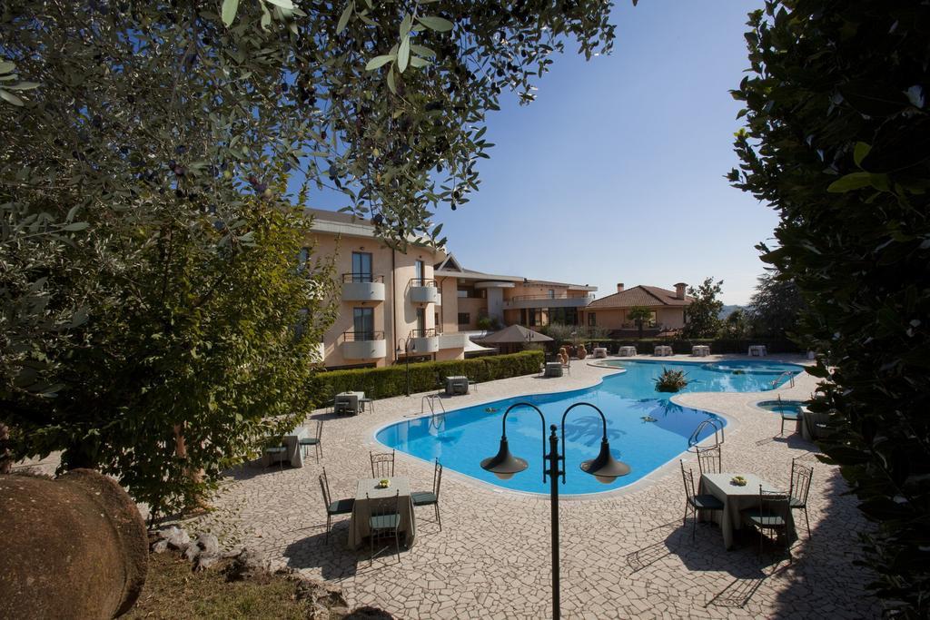 Albergo Ristorante Uliveto Veroli Exterior foto