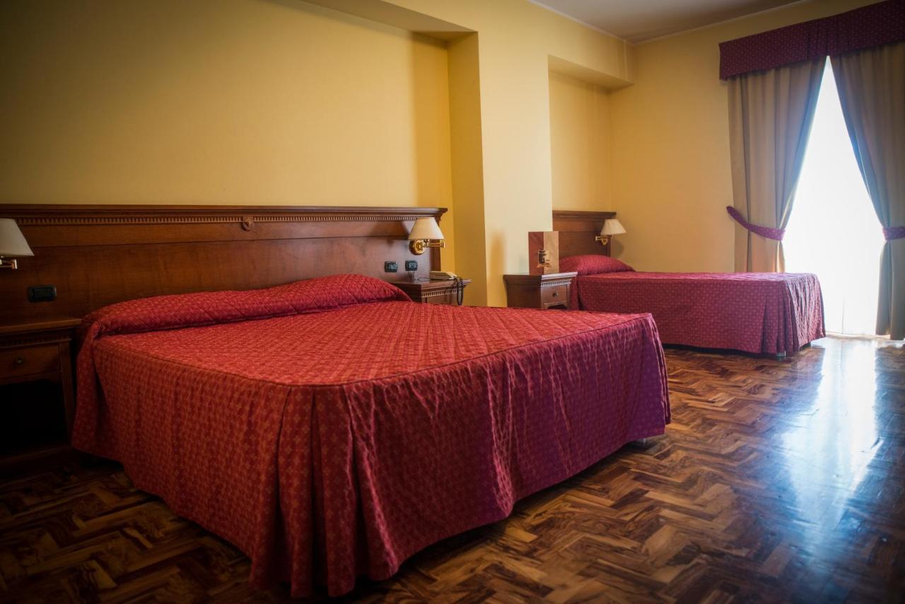 Albergo Ristorante Uliveto Veroli Exterior foto