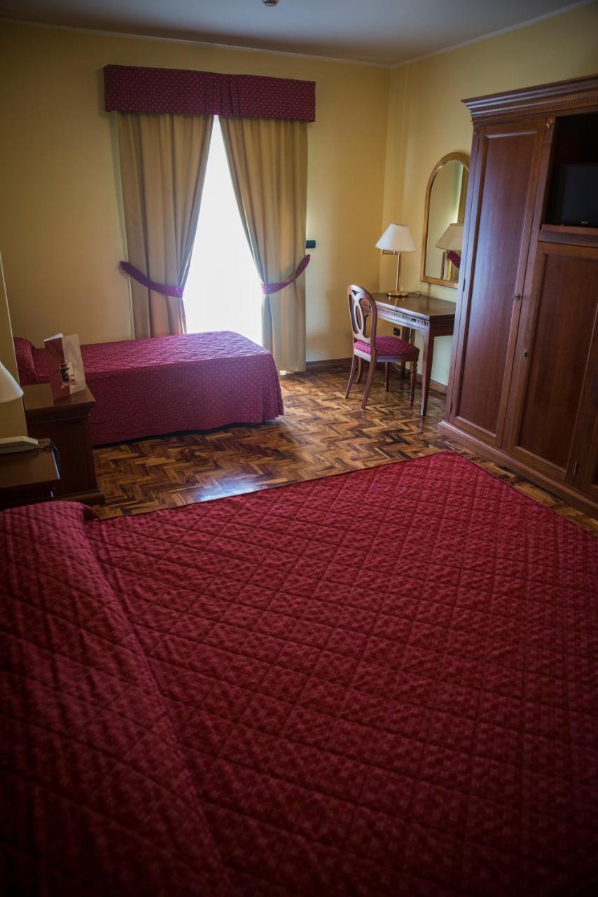 Albergo Ristorante Uliveto Veroli Exterior foto
