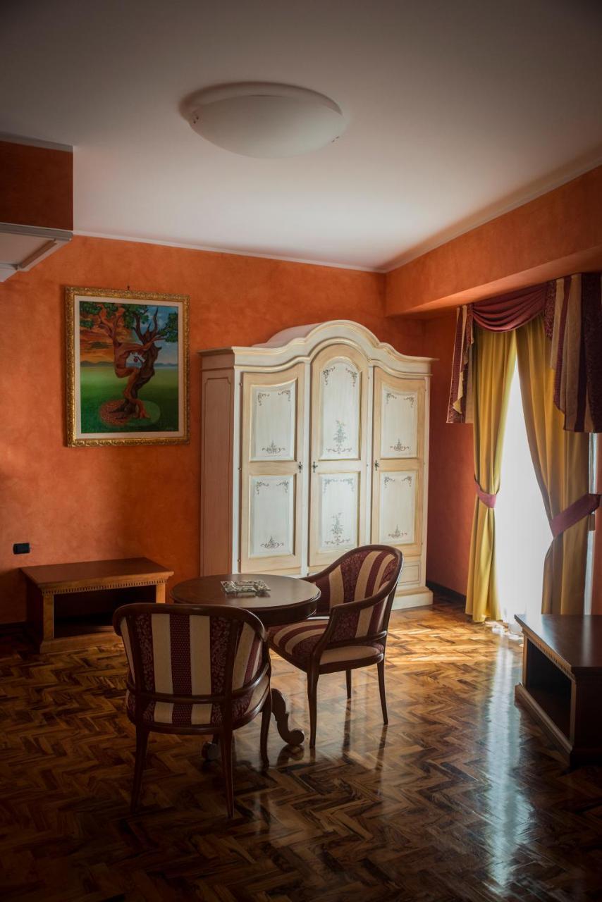 Albergo Ristorante Uliveto Veroli Exterior foto